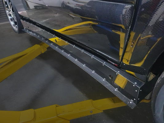 1G DSM DRAG SIDE SKIRTS