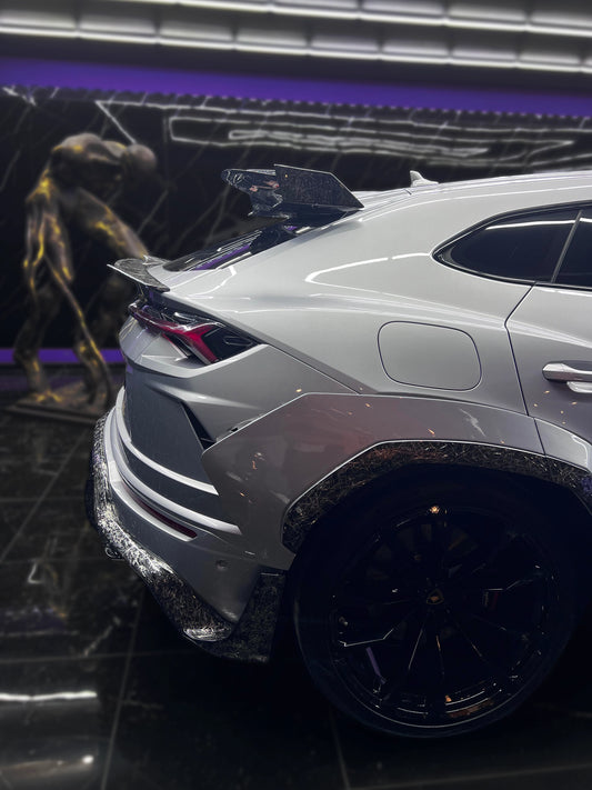 URUS WIDE BODY FLARES