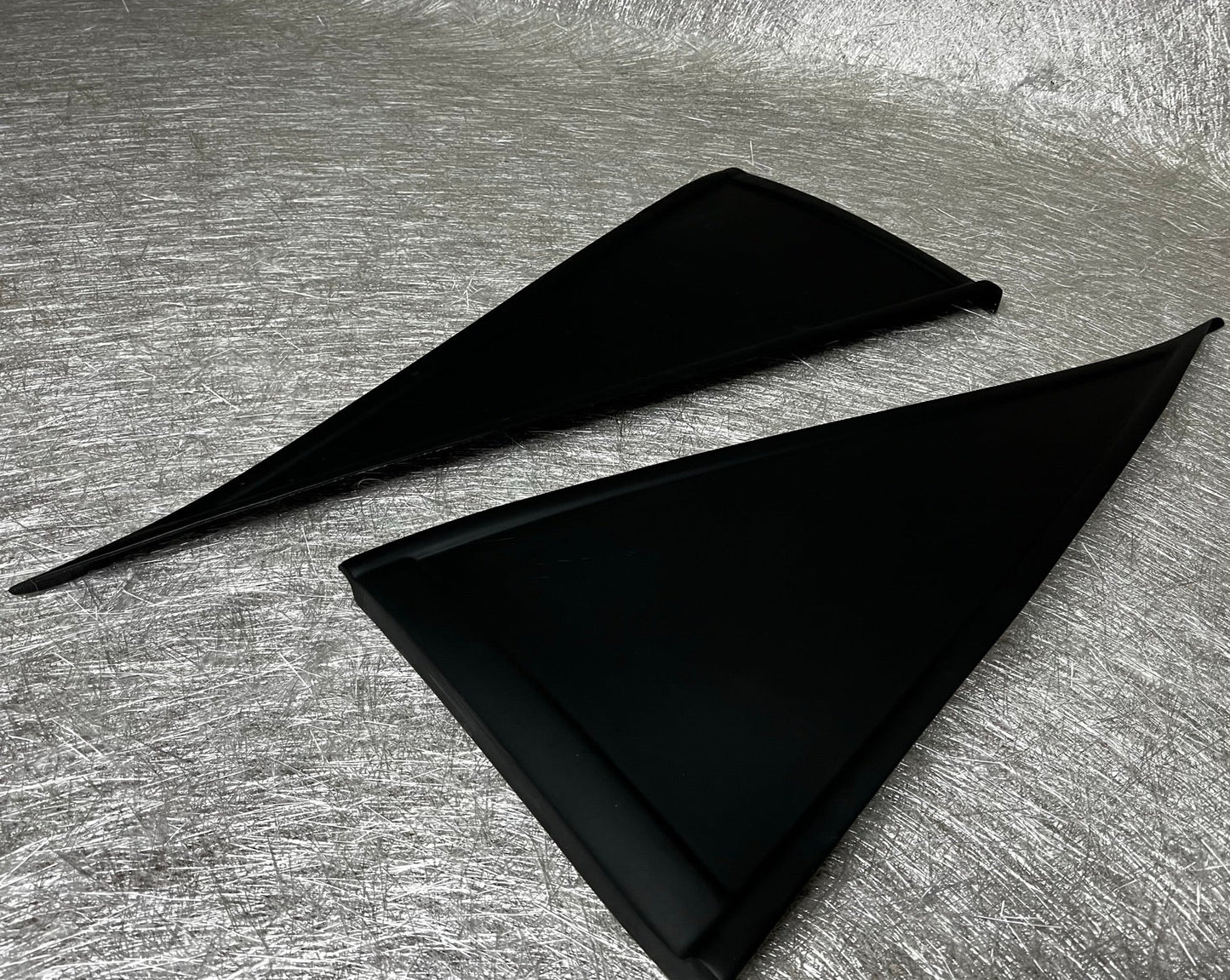 2G DSM Rear Quarter Windows