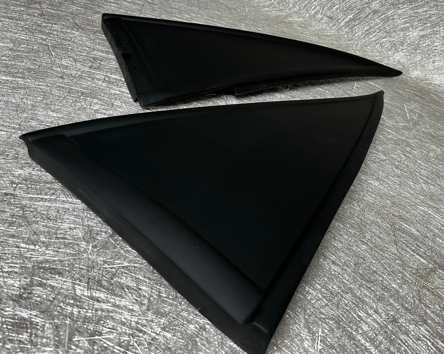 2G DSM Rear Quarter Windows