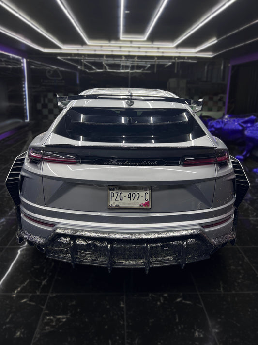 URUS REAR WING