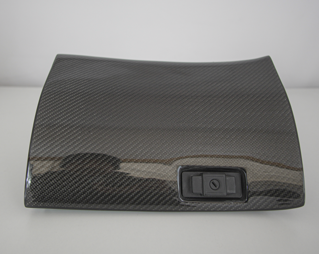 2G DSM GLOVE BOX INC